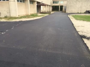 INSTITŪTA TERITORIJAS DZĒRBENES IELĀ 14, RĪGĀ ASFALTĒŠANAS DARBI. 1500M2