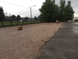 ASFALTA SEGUMA IZBŪVES DARBI. KLEISTU IELA 24A, RĪGA