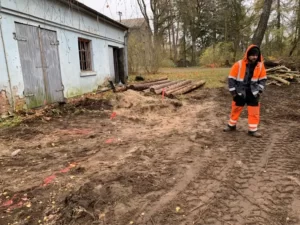 BRUĢĒTAS IETVES IZBŪVE 500M2. STOPIŅU NOVADĀ
